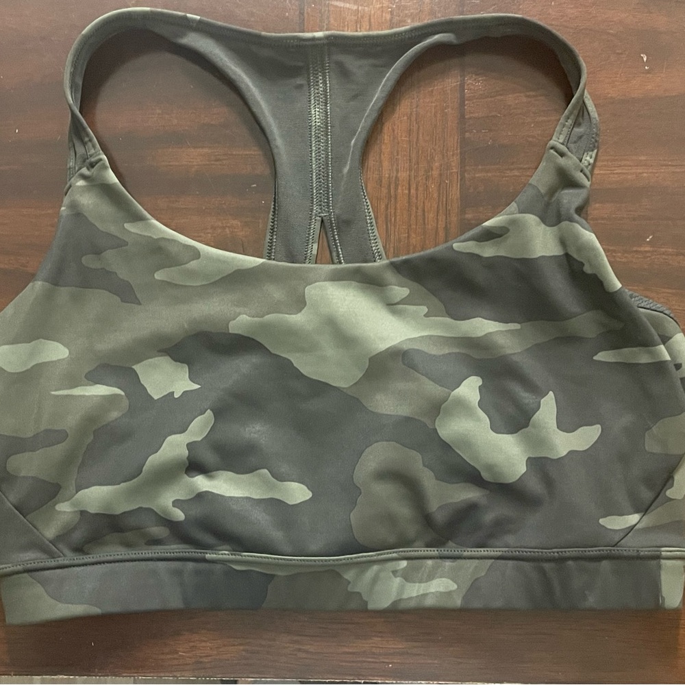 Athleta sports bra worn once size L